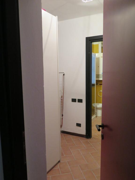 Emy Lake Orta Pella Exterior photo